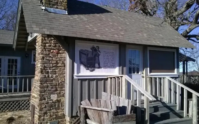 Ozarks Mountain Lodge
