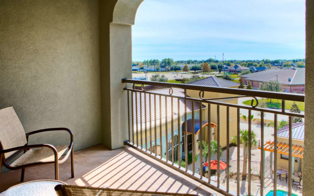 Courtyard Houma