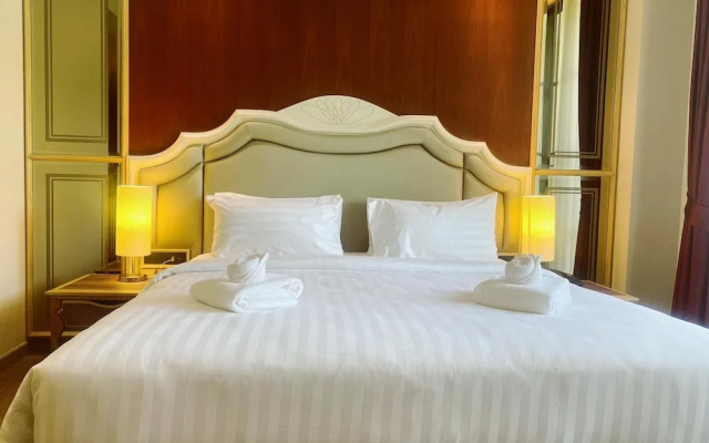 Grand Lord Hotel& Residence