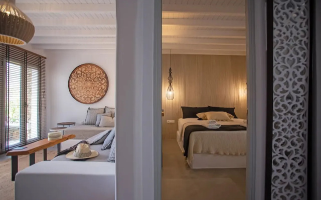 Nur Mykonian Suites