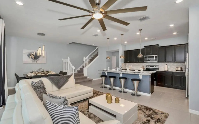 Townhome W/private Pool & Themed Rooms, Near Wdw!