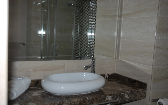 Hotel A44