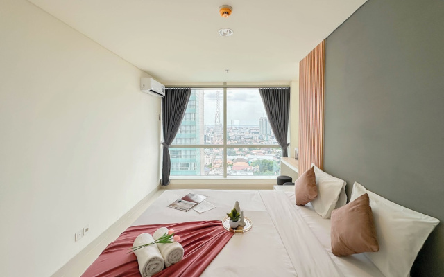 Spacious 1Br With City View At Praxis Apartment