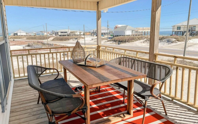 051 Topsail by ACP