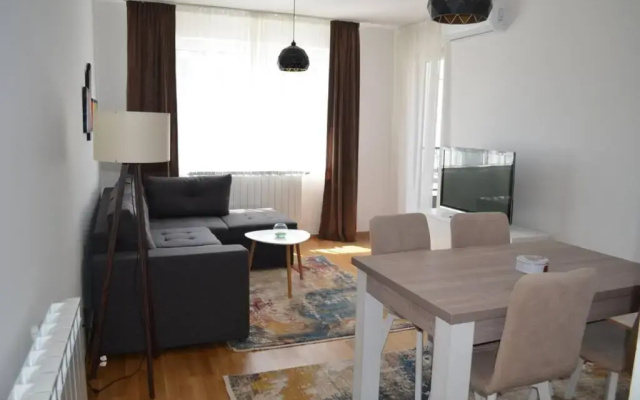 Comfy New Apartment