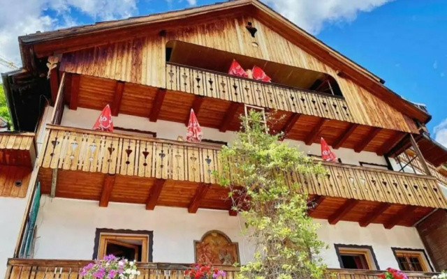 Отель Pension Leopoldine