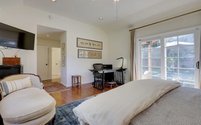 Heavenly Sonoma Country Home with Garden, Pool and Spa!