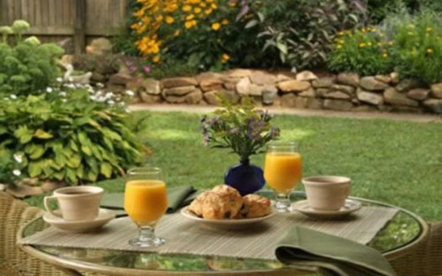 Stone House Inn & Spa
