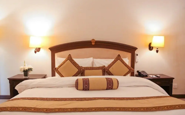 Magnum Inn Hotel