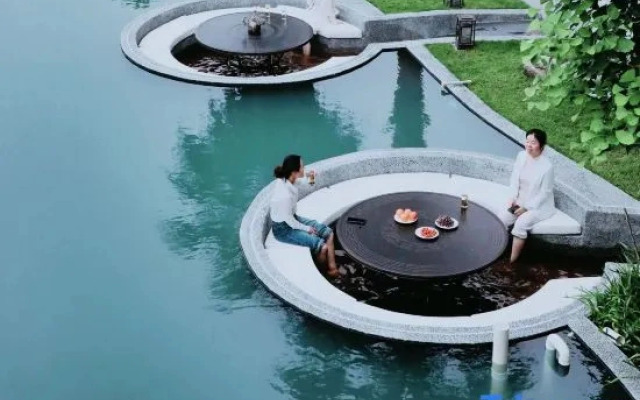 Yulongshan Dong Spring Resort