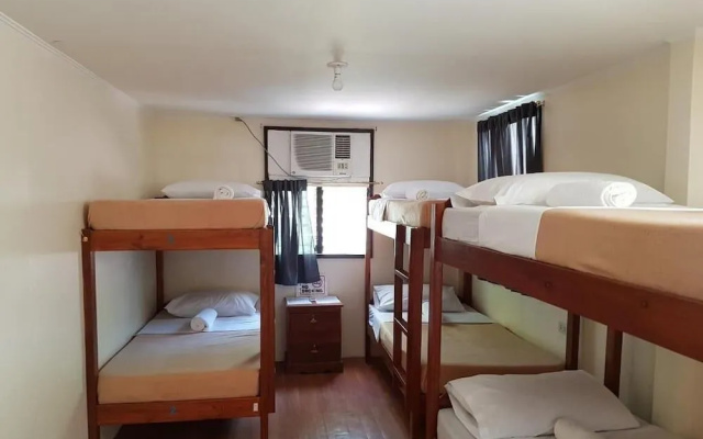 Bed Bunks and Beyond Hostel
