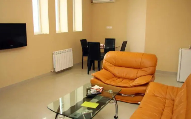 Castel Dghyak Hotel