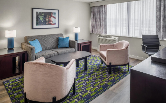 DoubleTree by Hilton Rochester