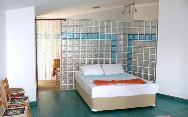 Arda Motel