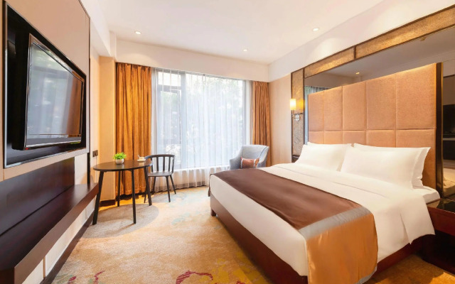 Rezen Kingtown Hotel (Chongqing Guanyinqiao)