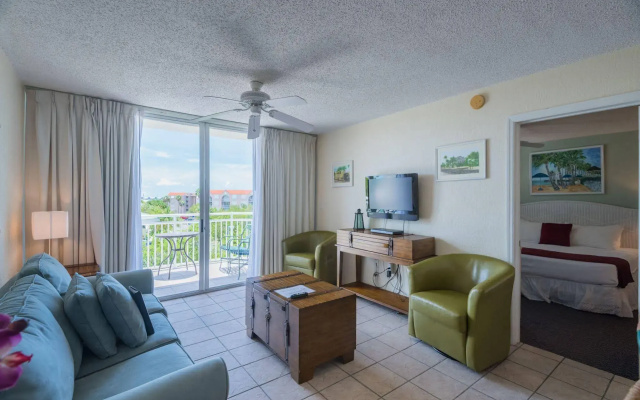 Sunrise Suites Resort
