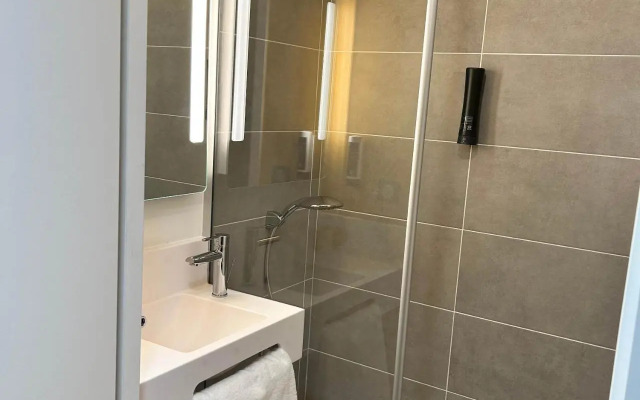 B&B HOTEL Cergy Saint-Christophe Gare