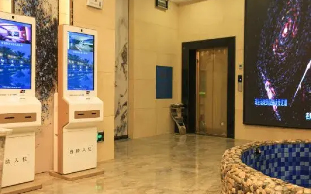 Cocoa unmanned smart hotel in Xinning County