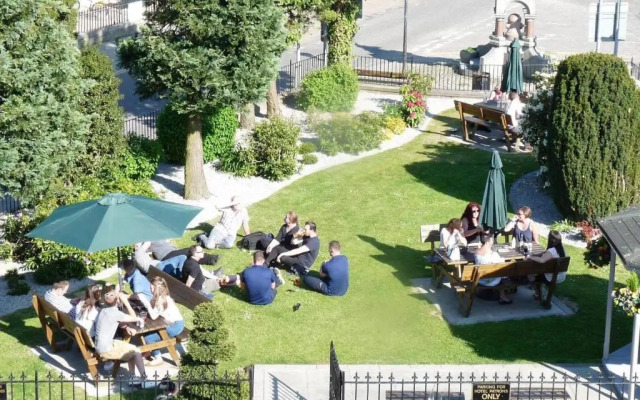 Haughton Arms Hotel