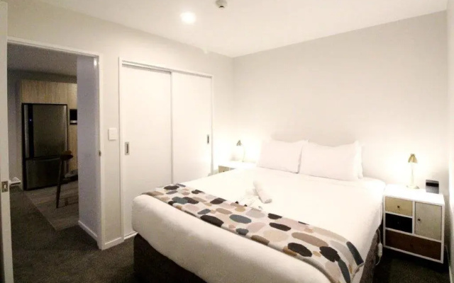 Fernz Motel