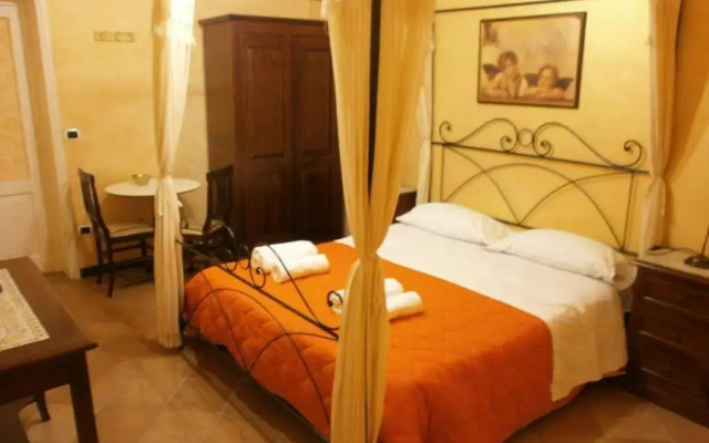 Baylon Suites