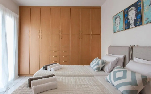 Nima's Beach Apartment