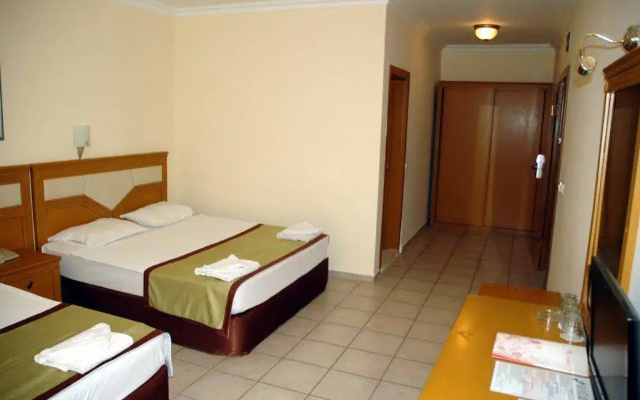 Dragos Beach Hotel