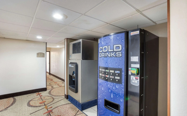 Quality Inn Albany Colonie