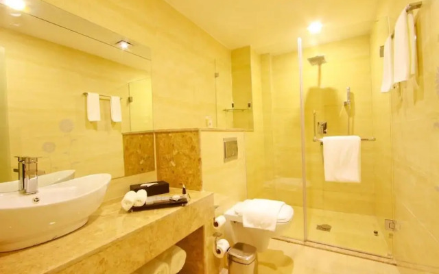 Отель Prideinn Azure Nairobi
