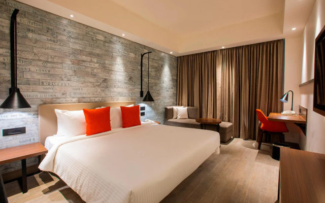 Lemon Tree Premier City Center Pune