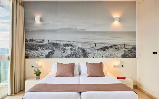 Eix Alzinar Mar Aparthotel