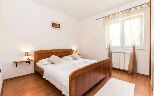 Holiday Home Ana