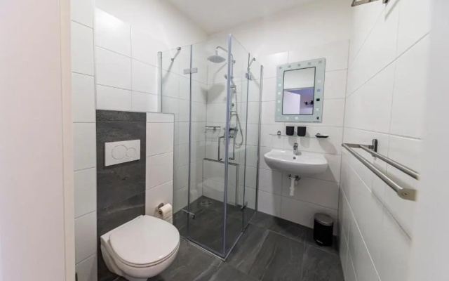 Zeltweg-Rooms
