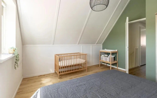 Holiday Home in Scherpenisse Near Oosterschelde