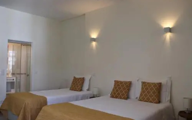 Enjoy Viana - Guest House