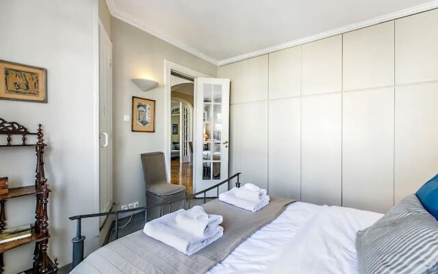 Отель Spacious Apartment in Plaka Athens A3 Греция, Афины - отзывы, цены и фото номеров - забронировать отель Spacious Apartment in Plaka Athens A3 онлайн комната для гостей