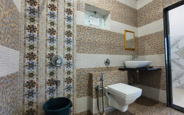 Hotel Hari Om Swimming Pool In Diu
