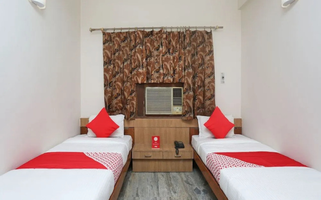 OYO 14577 Vijay Palace