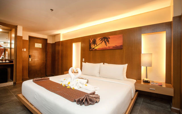 Crown Regency Beach Resort