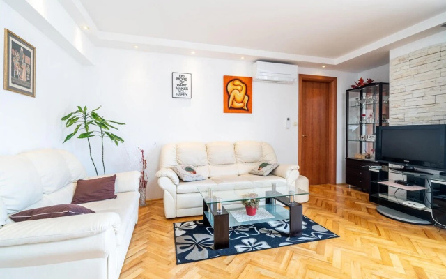 Awesome Apartment in Dubrovnik With Wifi and 2 Bedrooms