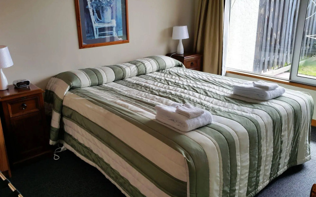 Lilybrook Motel