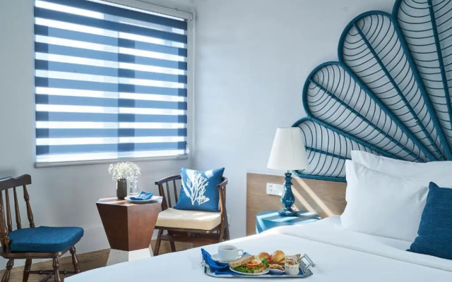 Sofiana My Khe Hotel & Spa - Rooftop Pool Bar - Free 01 Draught Beer and 20-minute Spa per Room