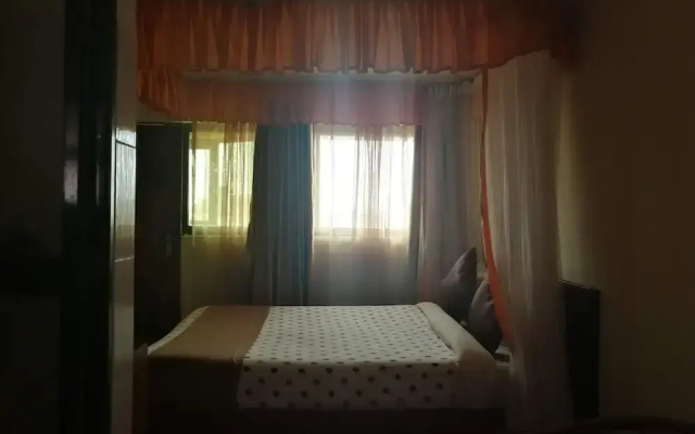 Silvia's  Inn Hotel