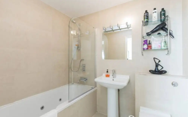 Delightful 2 Bed Apartment In The Heart Of Pimlico