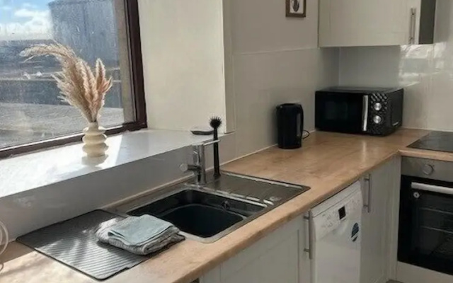 Newly Renovated 2-bed Apartment in Peterhead