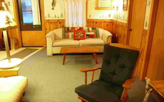 Crow Wing Crest Resort