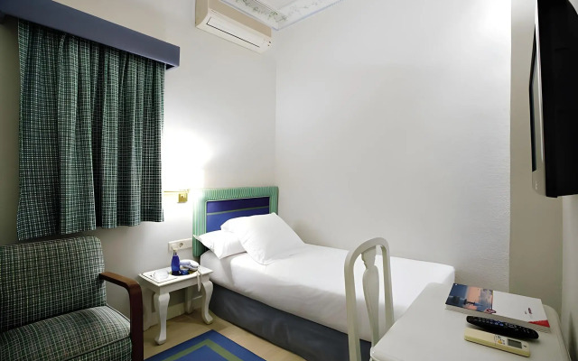Hotel Niza