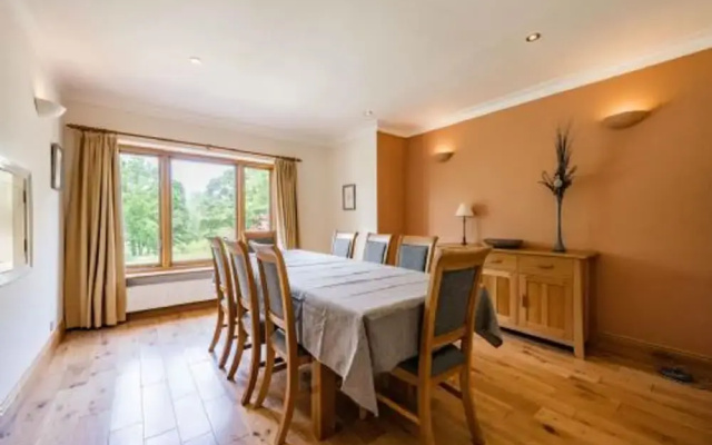 Host Stay Millwood