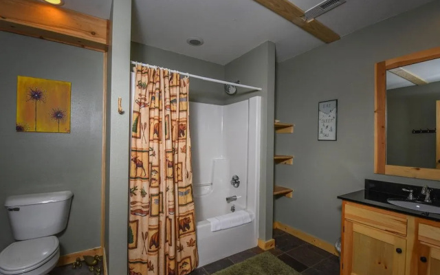 The Mountain Airy by Taylor Made Deep Creek