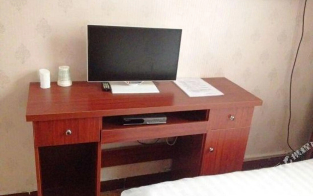 Binyue Hotel